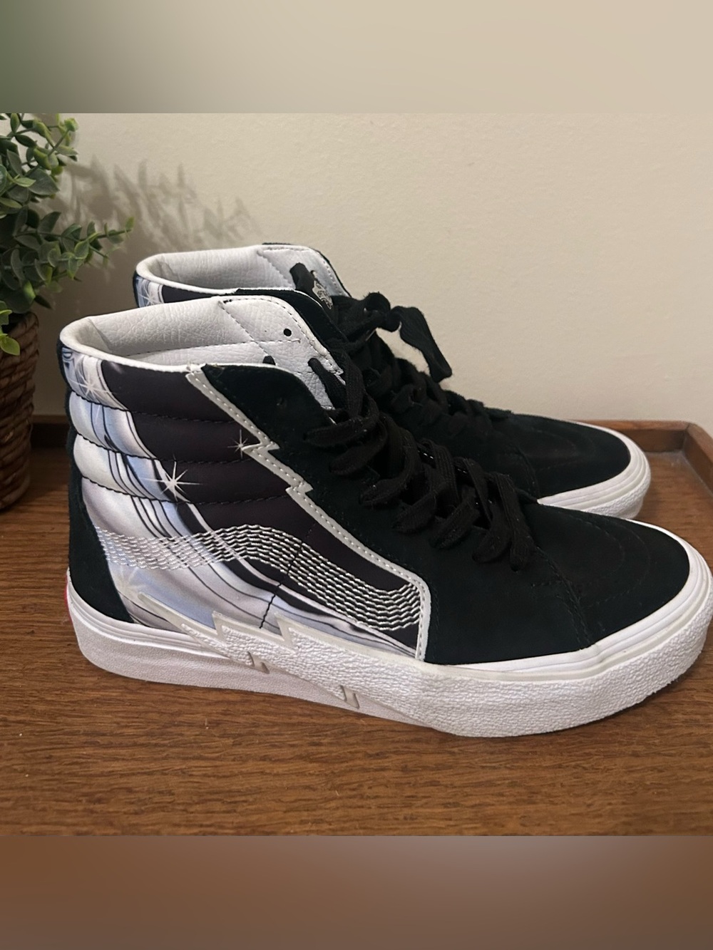 Vans Sk8-Hi Top Bolt Black Suede Canvas Sneakers Chrome Flash Mens 7.5 Women’s 9